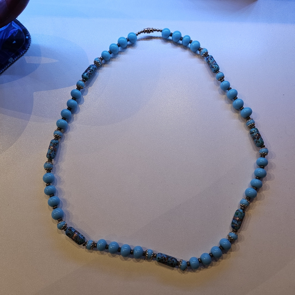 VINTAGE Turquoise Beaded Necklace